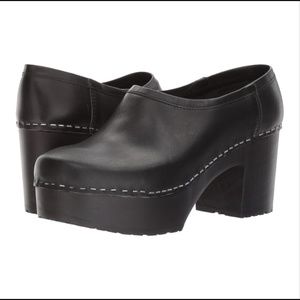 Swedish Hasbeens Bettan Clogs All Black Size 38